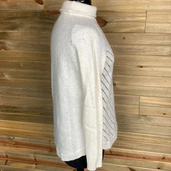 Lou & Grey Cream Mock Neck Sweater Size Small 0865 - Picture 4 of 8